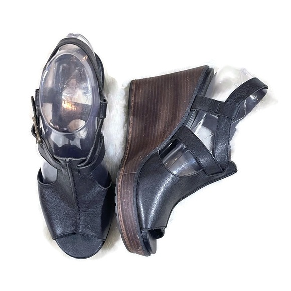 Timberland Earthkeepers Black Danforth Wedge Sandals - Picture 6 of 10